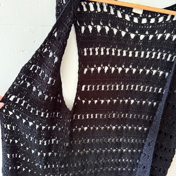 Ginger G Black Crochet Fringe Vest - Picture 3 of 8